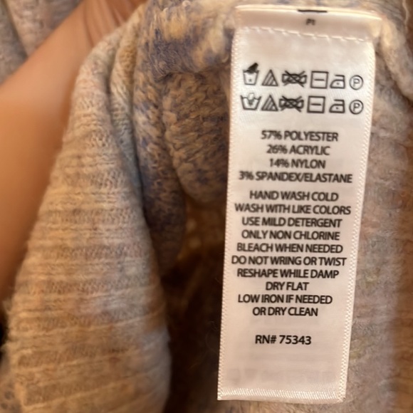 Nicole Miller fair isle turtleneck sweater blue tan - Picture 3 of 5